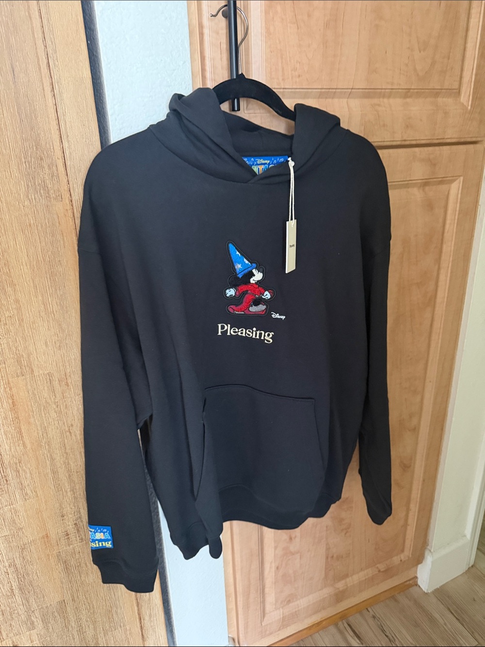 Pleasing x Disney Black Crewneck Sweater - Sorcerer Mickey